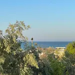 Selena By The Sea Apartment *