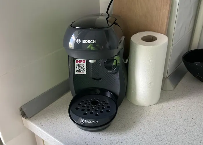 Selena By The Sea ママイア