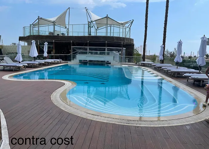 Apartment Selena By The Sea